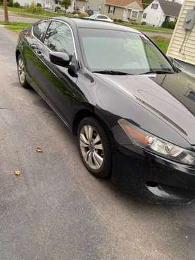 2010 Honda Accord Coupe Black - cars & trucks - by owner - vehicle... for sale in West Hartford, CT