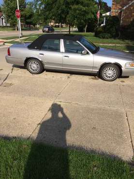 2007 Mercury Grand Marquis - cars & trucks - by owner - vehicle... for sale in Pleasant Prairie, WI