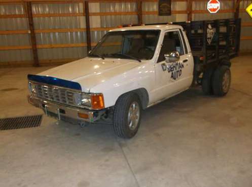 1984 N75 Toyota - cars & trucks - by owner - vehicle automotive sale for sale in Mount Vernon, SD