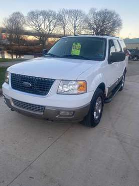 2003 Ford Expedition XLT 4x4 - cars & trucks - by dealer - vehicle... for sale in Jamestown, NY