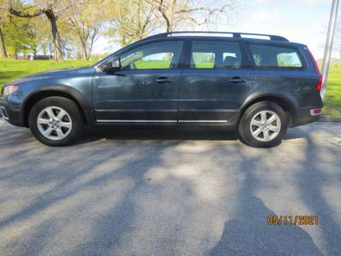 2008 Volvo XC70 AWD for sale in milwaukee, WI