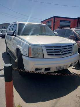 2002 Cadillac Escalade - - by dealer - vehicle for sale in Watsonville, CA