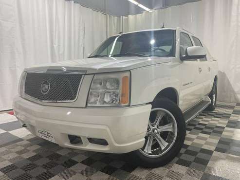 2005 CADILLAC ESCALADE EXT 4WD, PLATINUM - - by dealer for sale in North Randall, OH