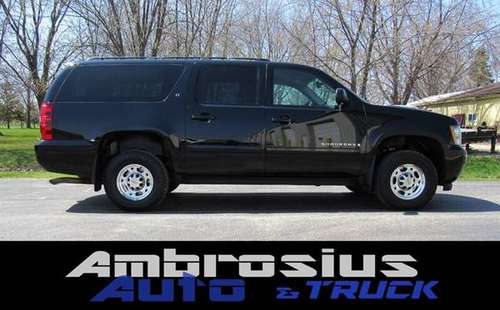 2007 Chevy Suburban 2500 LT - - by dealer - vehicle for sale in Appleton, WI
