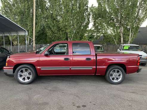 2006 Chevrolet 1500 crew cab short bed 2 Wheel Dr. for sale in Happy valley, OR