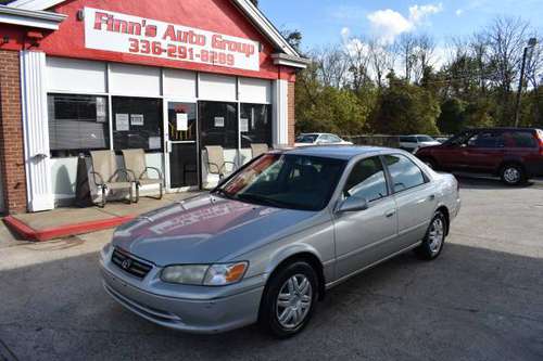 2000 TOYOTA CAMRY LE 2.2L 4CYL ***DRIVES NICE AND GREAT GAS SAVER***... for sale in Greensboro, NC