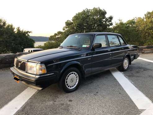 Volvo 240 1991 Base 4DR Automatic - Great Condition - OBO for sale in NEW YORK, NY