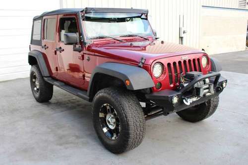 2012 Jeep Wrangler Unlimited 4 Door JK 6 spd Manual V6 4WD Lifted... for sale in Knoxville, TN