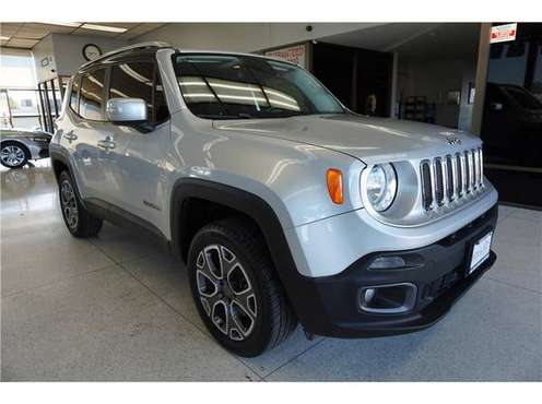 2015 Jeep Renegade Limited Sport Utility 4D WE CAN BEAT ANY RATE IN... for sale in Sacramento , CA