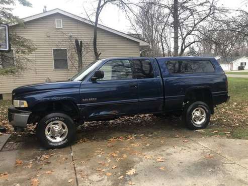 2001 Dodge Ram Extended Cab 2500 Cummings - cars & trucks - by owner... for sale in Utica, MI