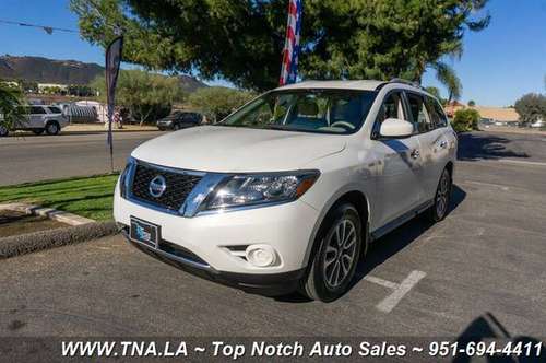 2013 Nissan Pathfinder SV - cars & trucks - by dealer - vehicle... for sale in Temecula, CA