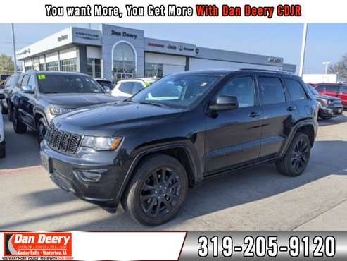 2018 Jeep Grand Cherokee 4WD 4D Sport Utility/SUV Altitude - cars for sale in Waterloo, IA
