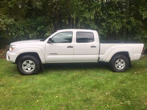 Toyota Tacoma Double Cab 4wd for sale in CENTER POINT, IA