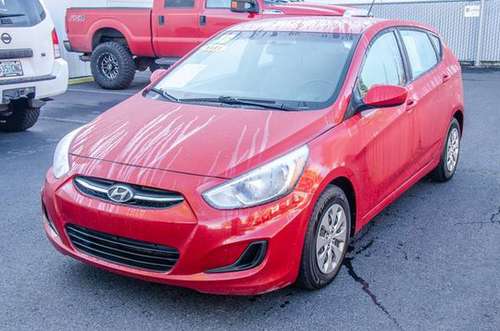 2016 Hyundai Accent 5dr HB Auto SE Sedan for sale in Bend, OR