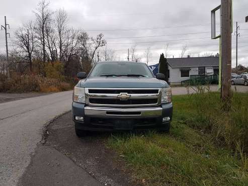 2010 4x4 Chevrolet Silverado - cars & trucks - by owner - vehicle... for sale in Ontario Center, NY