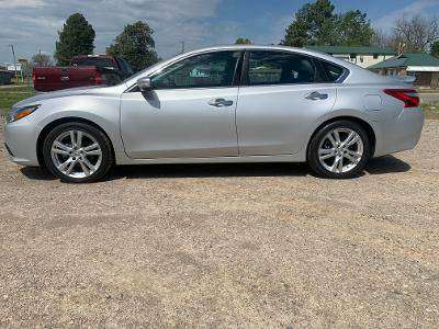 2017 Nissan Altima SL 3.5L - cars & trucks - by dealer - vehicle... for sale in fort smith, AR