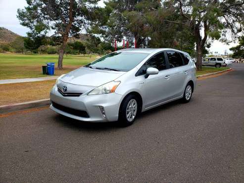 2012 Toyota Prius v CLEAN TITLE NO MECHANICAL ISSUES DRIVES LIKE NEW for sale in Phoenix, AZ