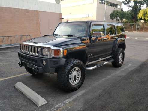 2006 Hummer H3, Manual, Locking Diff - cars & trucks - by owner -... for sale in Northridge, CA