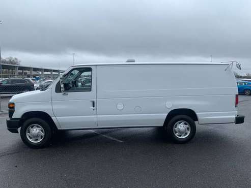 2012 FORD E 350 SD EXTENDED CARGO VAN WHITE for sale in West Long Branch, NJ