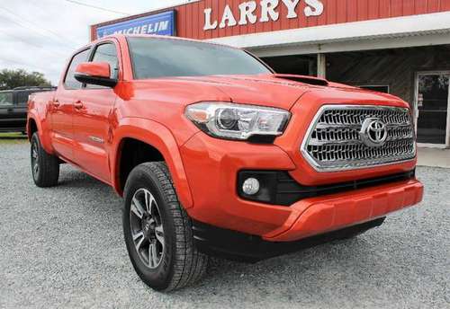 2017 Toyota Tacoma TRD Sport Double Cab 6' Bed V6 4x4 AT with 2 LCD... for sale in Wilmington, NC