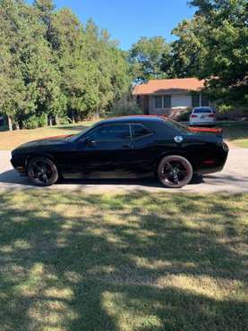 VERY NICE 2014 DODGE CHALLENGER for sale in Oklahoma City, OK