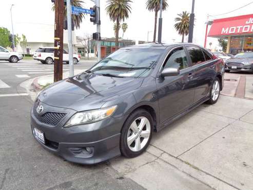 2010 TOYOTA CAMRY SE! WE FINANCE ANYONE for sale in Canoga Park, CA