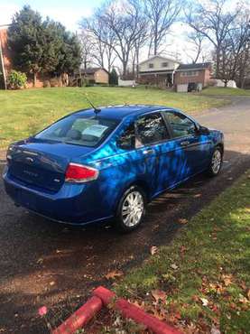 2010 Ford Focus SEL for sale - cars & trucks - by owner - vehicle... for sale in Coraopolis, PA