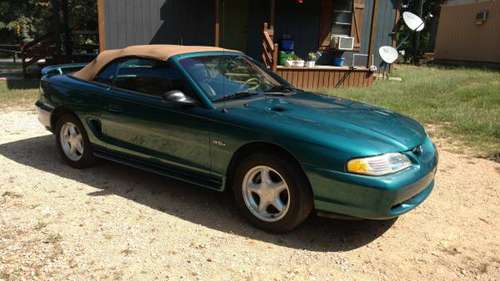 Ford Mustang convertible 1996 GT automatic only 107.000 miles for sale in Chadwick, MO
