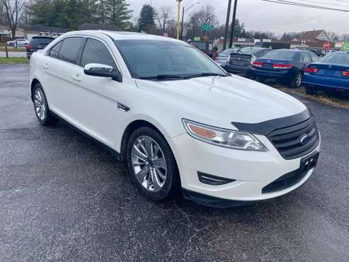 2010 FORD TAURUS LIMITED - cars & trucks - by dealer - vehicle... for sale in Indianapolis, IN