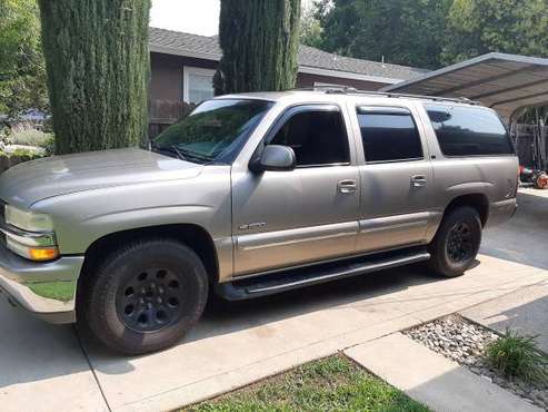 2000 Chevrolet suburban - cars & trucks - by owner - vehicle... for sale in Redding, OR
