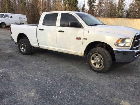 Lowered Price 2012 Dodge ram 2500 HD 4 x 4 truck With a hemi for sale in Soldotna, AK