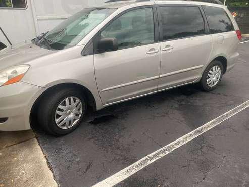 Toyota SIENNA 2010 for sale in Cary, NC