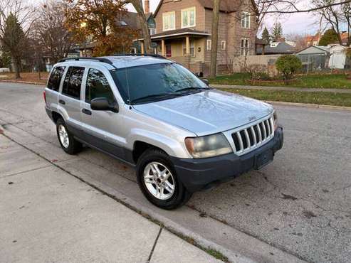 2004 Jeep Grand Cherokee Laredo 4dr 4WD SUV - cars & trucks - by... for sale in Maywood, IL