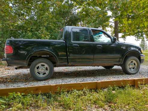 2001 Ford F-150 SuperCrew 4x4 perfect for work!* - cars & trucks -... for sale in Kansas City, MO