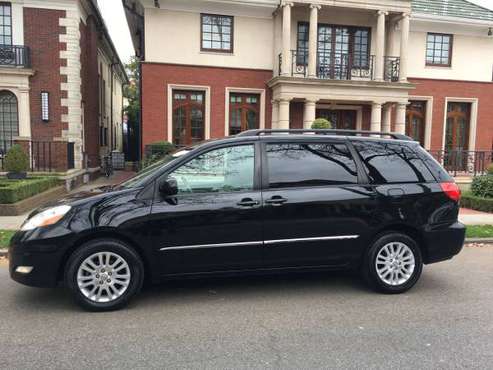 2009 Toyota Sienna Limited 1-Owner!! - cars & trucks - by owner -... for sale in Brooklyn, NY