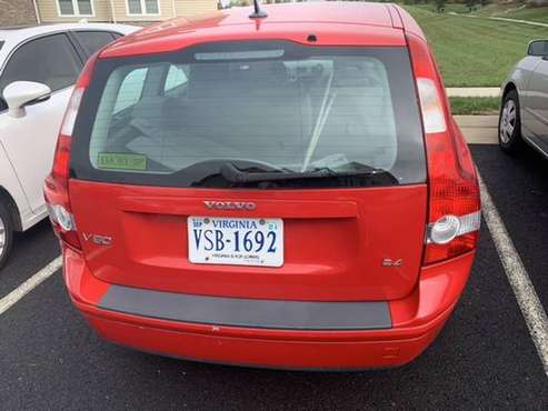 2005 Volvo V50 with trailer hitch - cars & trucks - by owner -... for sale in Ashburn, District Of Columbia