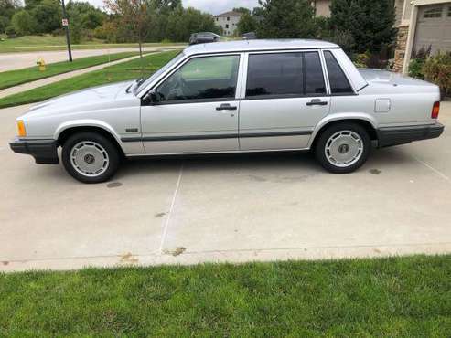 1991 Volvo 740 turbo - cars & trucks - by owner - vehicle automotive... for sale in Bevington, IA