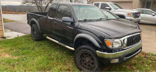 Toyota tacoma - cars & trucks - by owner - vehicle automotive sale for sale in Bloomington, IN