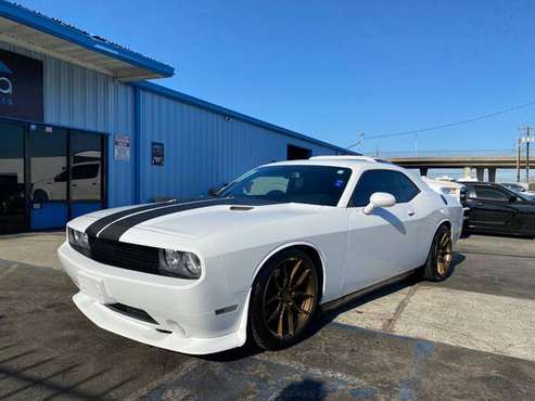 2013 DODGE CHALLENGER R/T CLASSIC M/T LOW MiLES ** HOLIDAYS SPECIAL... for sale in Sacramento , CA