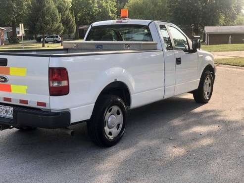 2007 FORD F150 XL TRITON - cars & trucks - by owner - vehicle... for sale in Florissant, MO