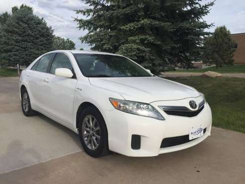 2011 TOYOTA CAMRY HYBRID Leather NICE - Save Big on Gas - 114mo_0dn for sale in Frederick, WY