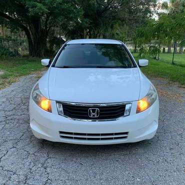 2009 HONDA ACCORD LX $5,400 170,693 MILES - cars & trucks - by owner... for sale in Fort Myers, FL
