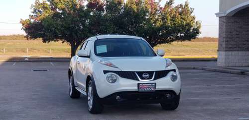 2014 NISSAN JUKE SL - cars & trucks - by owner - vehicle automotive... for sale in Houston, TX