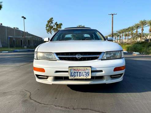1998 NISSAN MAXIMA GLE - cars & trucks - by dealer - vehicle... for sale in San Dimas, CA