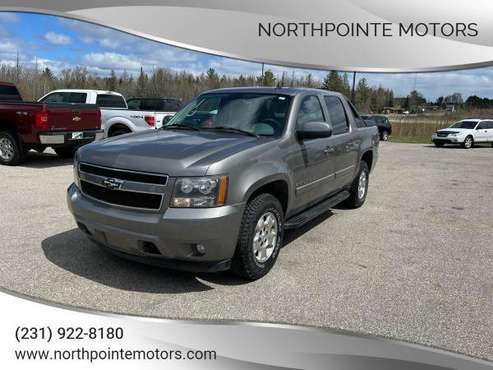 2007 Chevrolet Chevy Avalanche LS 1500 4dr Crew Cab 4WD SB - cars & for sale in Kalkaska, MI
