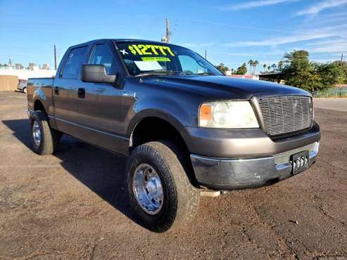 2005 Ford F-150 F150 F 150 SuperCrew 139 XLT FREE CARFAX ON EVERY for sale in Glendale, AZ