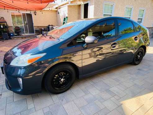 2013 Toyota Prius 3 with solar roof - cars & trucks - by owner -... for sale in Long Beach, CA