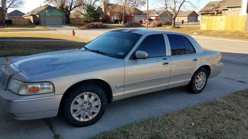 2006 Mercury Grand Marquis - cars & trucks - by owner - vehicle... for sale in Oklahoma City, OK