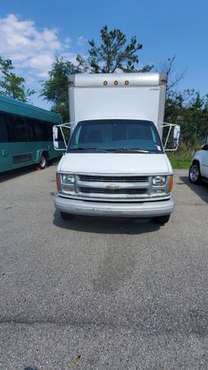2000 Chevy Box Truck with Lift Gate for sale in Hyattsville, District Of Columbia