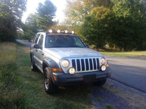 05 jeep liberty renegade md inspected for sale in Middletown, MD